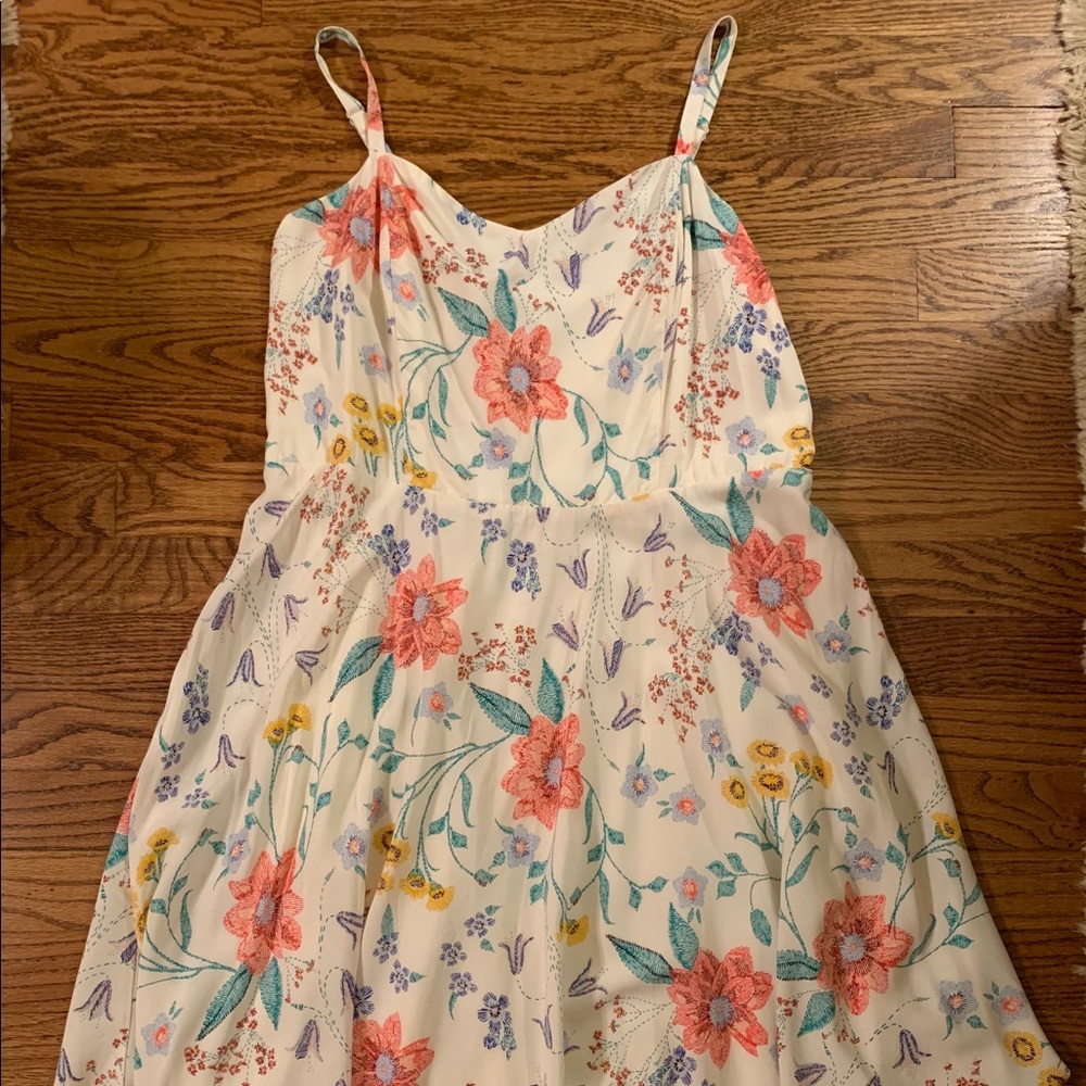 Floral dress with adjustable straps